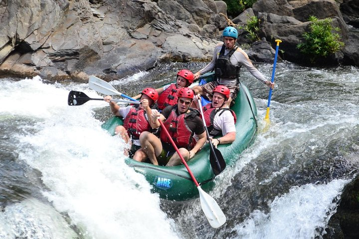 Tenorio Whitewater Rafting Class 3 & 4 - Native's Way Costa Rica Tours & Packages 